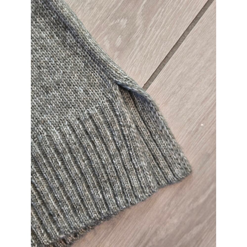 Ella Moss Boyfriend Cardigan Sweater Size: Medium Color: Green and Gray Blend - Picture 5 of 7